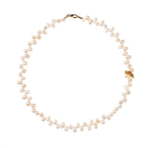 The story behind Kamala Harris' inauguration pearl necklace