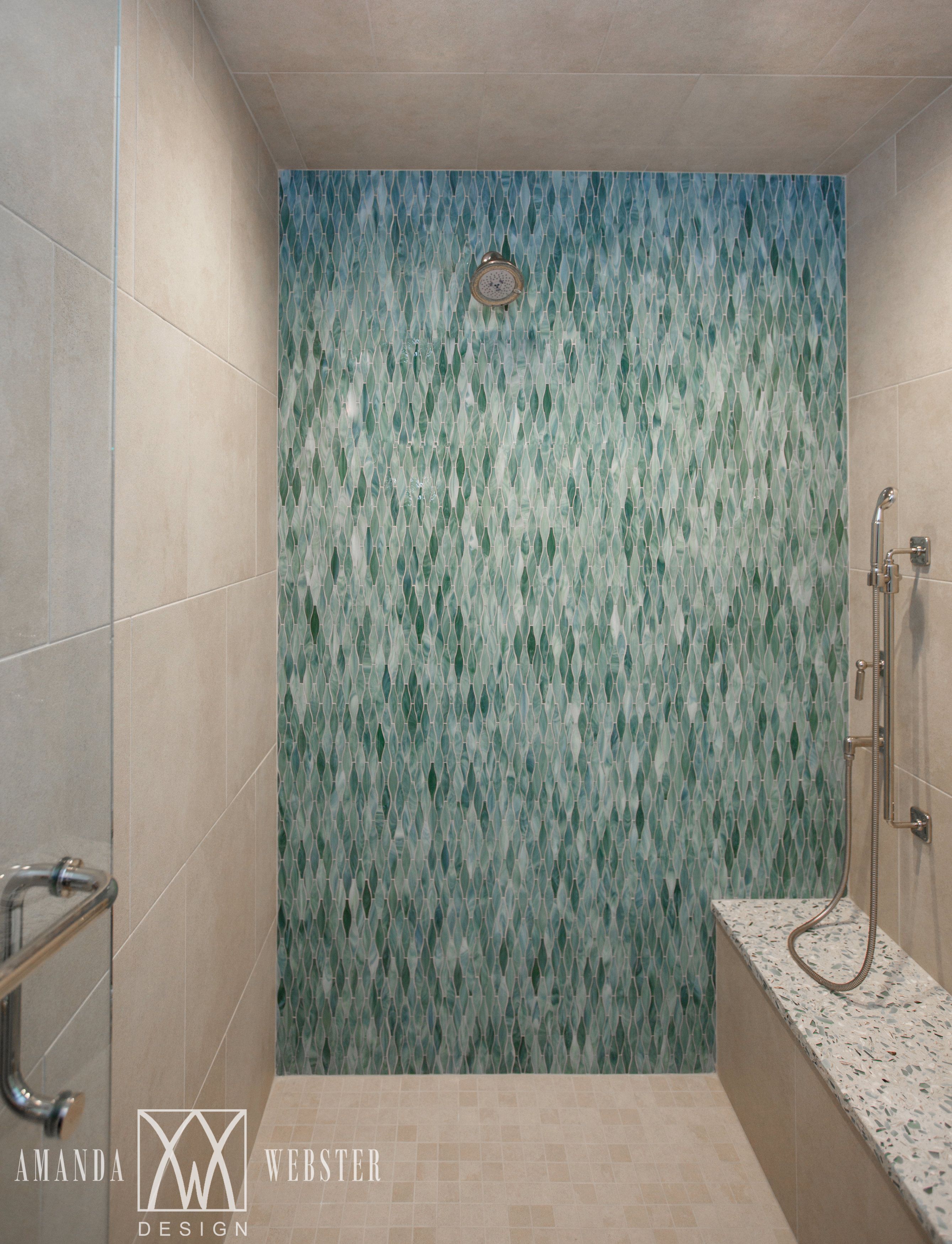 24 Creative Blue and Green Tiled Bathrooms - Best Tiled Bathroom Ideas