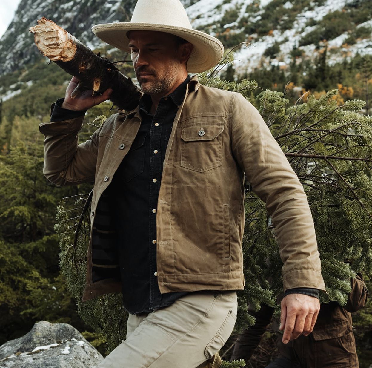 Huckberry's End-of-Year Clearance Sale Is the Perfect Salute to 2021