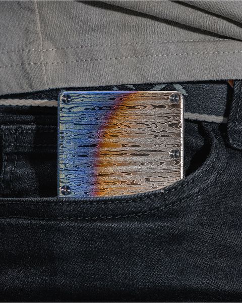 the ridge burnt damascus wallet in jean pocket