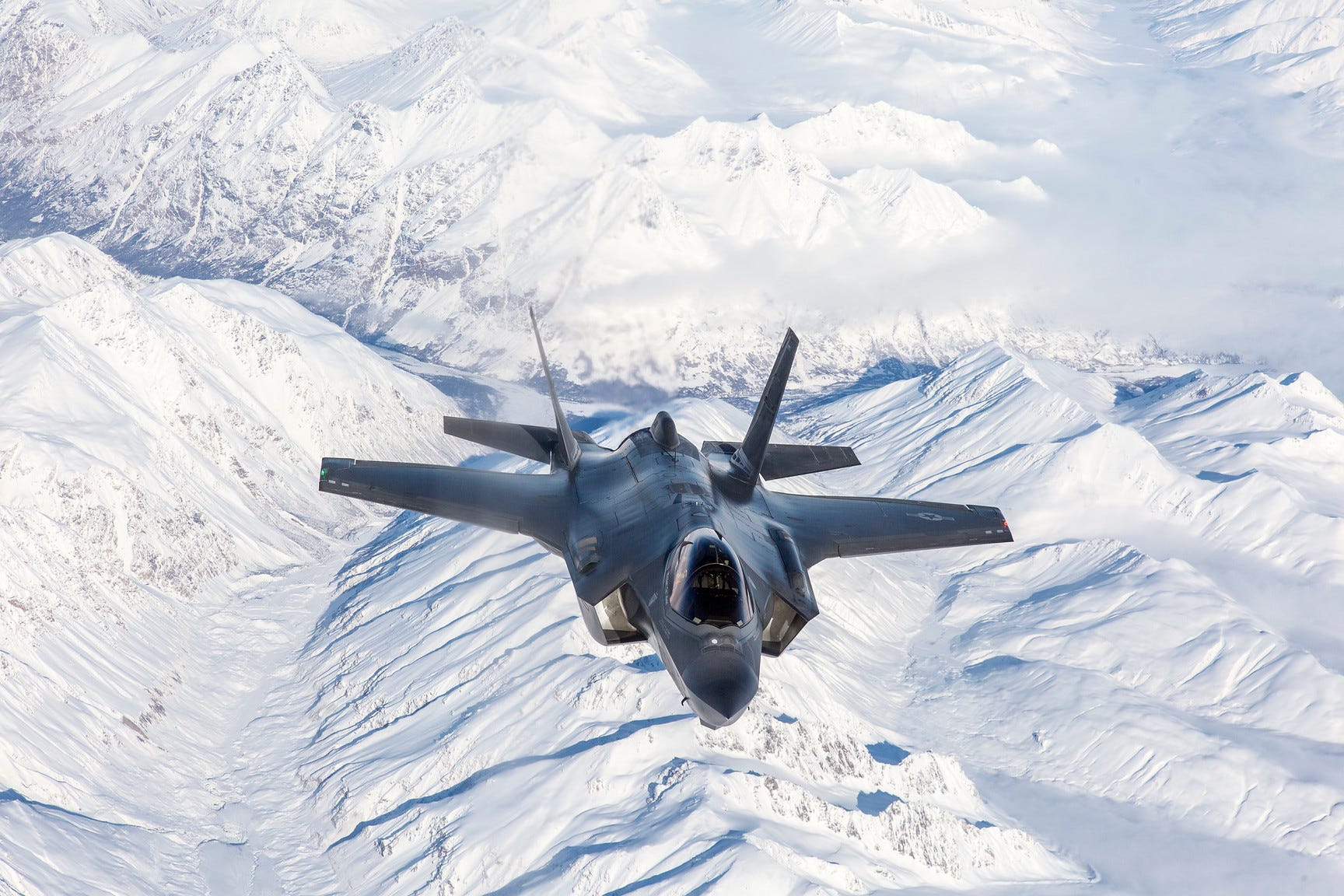 Switzerland, Neutral for Centuries, Just Picked the F-35 as Its Next Fighter Jet