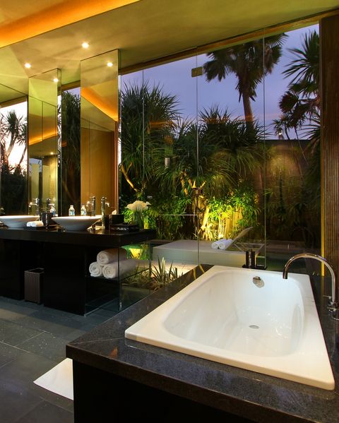 Most Beautiful Hotel Bathrooms In The World