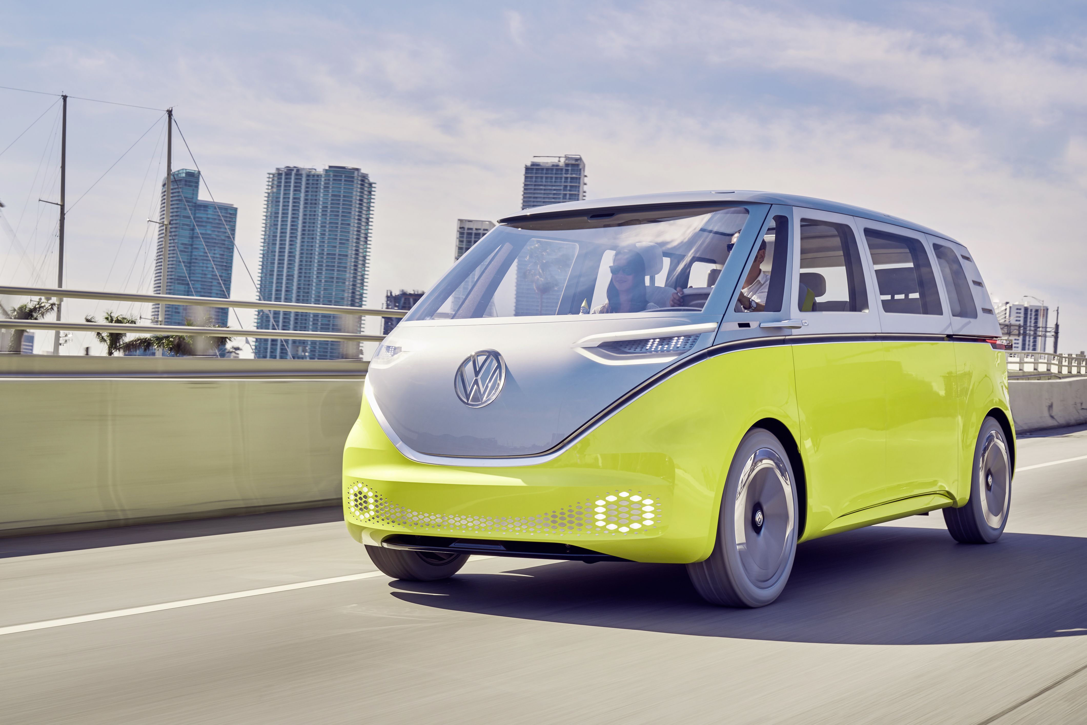 Volkswagen Van 2021 Price Review