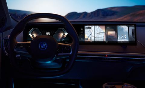 BMW Reveals New iDrive 8 Infotainment System