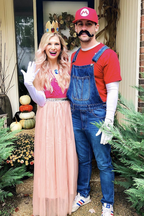 Make a Statement with Unique Couple Costumes!