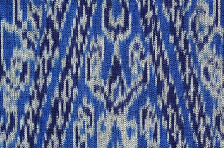 Ikat-Stoff aus Lombok, Indonesien