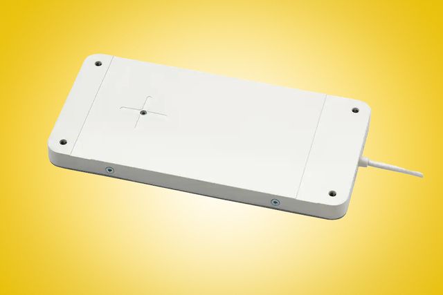 eigenaar Plakken Openbaren Ikea's New 'Invisible' Wireless Phone Charging Pad Is Shockingly Affordable