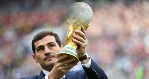 Iker Casillas cree que el hombre no pisó la Luna y Twitter conspira ... Iker Casillas cree que el hombre no pisó la Luna y Twitter conspira ...