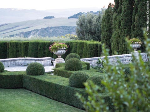 Il Giardino All Italiana La Foce A Chianciano Terme