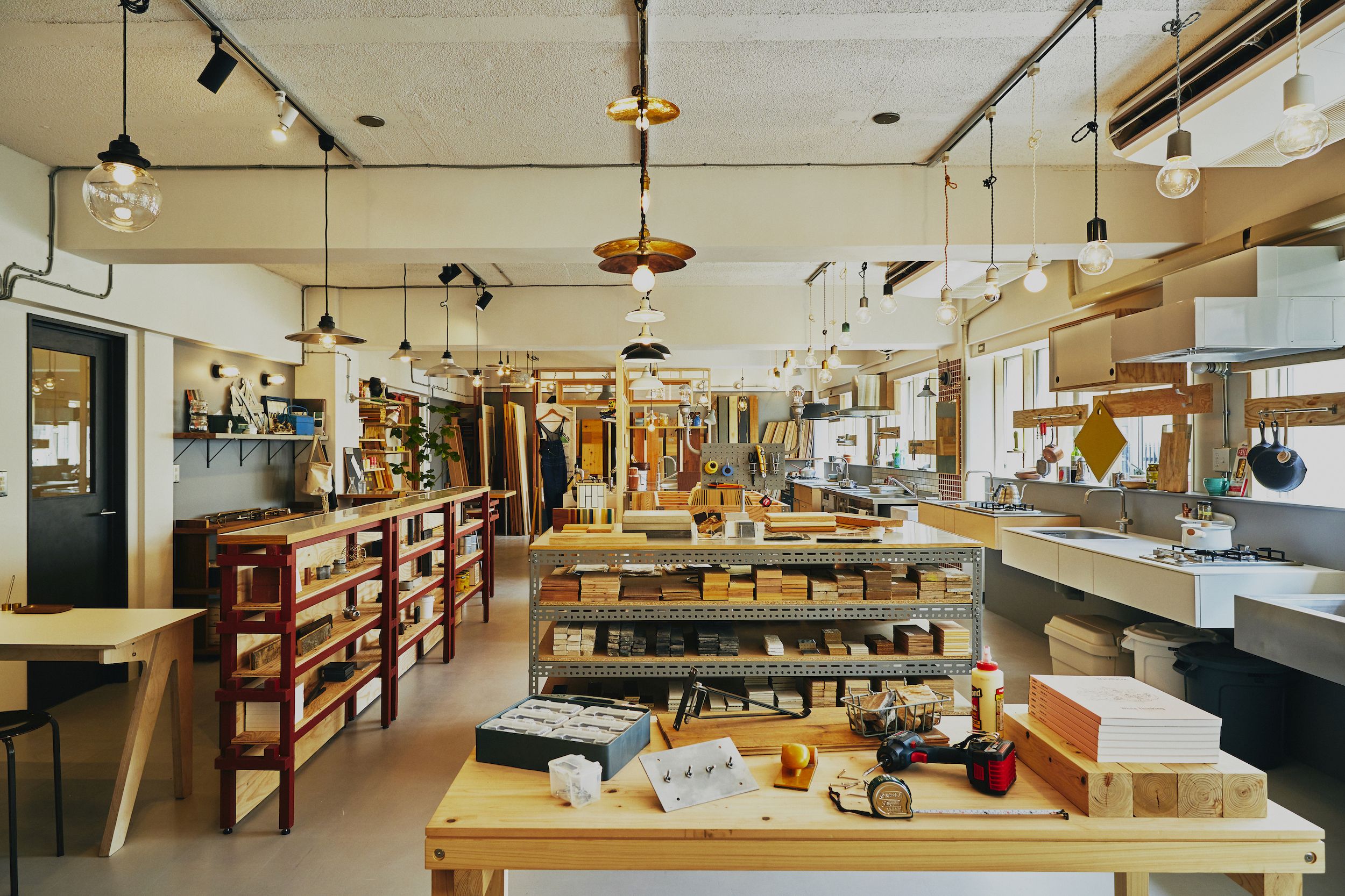 アンティーク家具 取手取り替え有 売場展開中！！！
