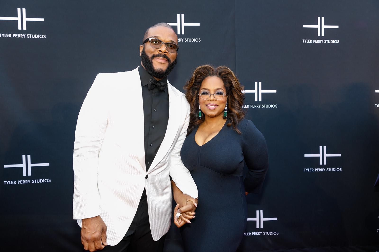 Oprah Thanks Tyler Perry For Her Stage At Tyler Perry Studios