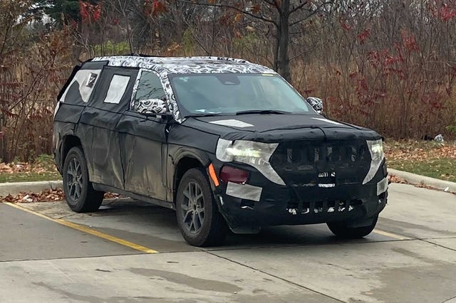 2022 Jeep Grand Cherokee Three-Row Spied 2022 jeep grand cherokee three row spied