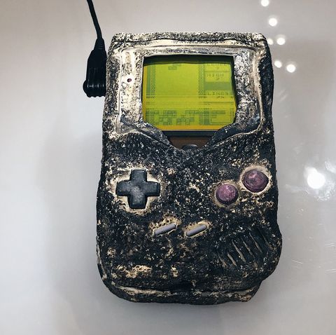Gadget, Game boy console, Technology, Electronic device, Game boy, Mobile device, Electronics, Handheld game console, Welding helmet, 