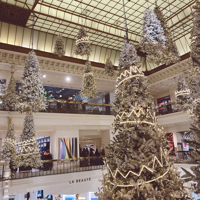 クリスマスのパリからお届け パリ発 ファビアーニ美樹子さんのアートと美のある暮らし 海外マダム通信 クリスマスのパリからお届け パリ発 ファビアーニ美樹子さんのアートと美のある暮らし 海外マダム通信