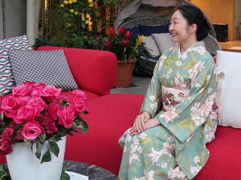 朝香沙都子の着物ダイアリー 年末年始に活躍するのは 華やかなパーティ小紋 朝香沙都子の着物ダイアリー 年末年始に活躍するのは 華やかなパーティ小紋