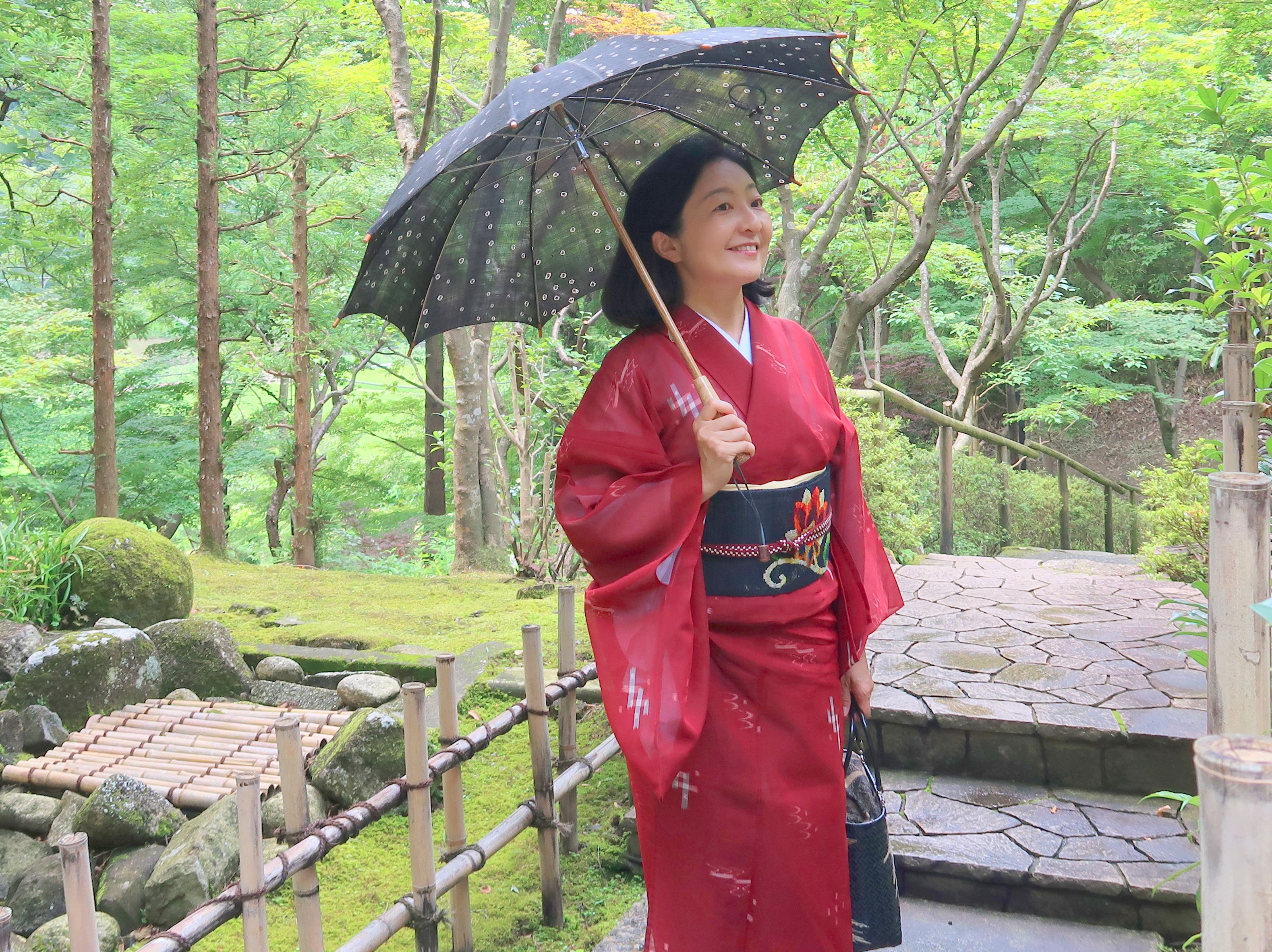 朝香沙都子の着物ダイアリー｜透け感を楽しむ 琉球壁上布