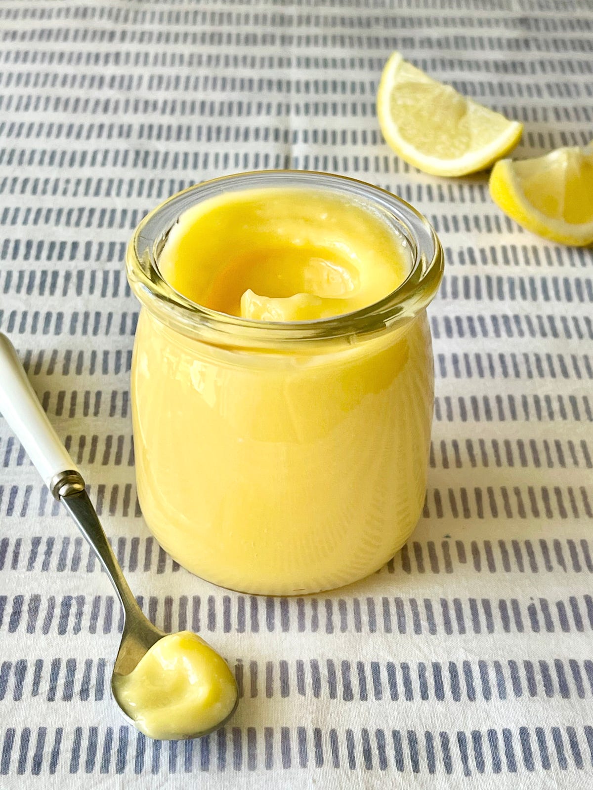 How to Make Lemon Curd - Best Homemade Lemon Curd Recipe