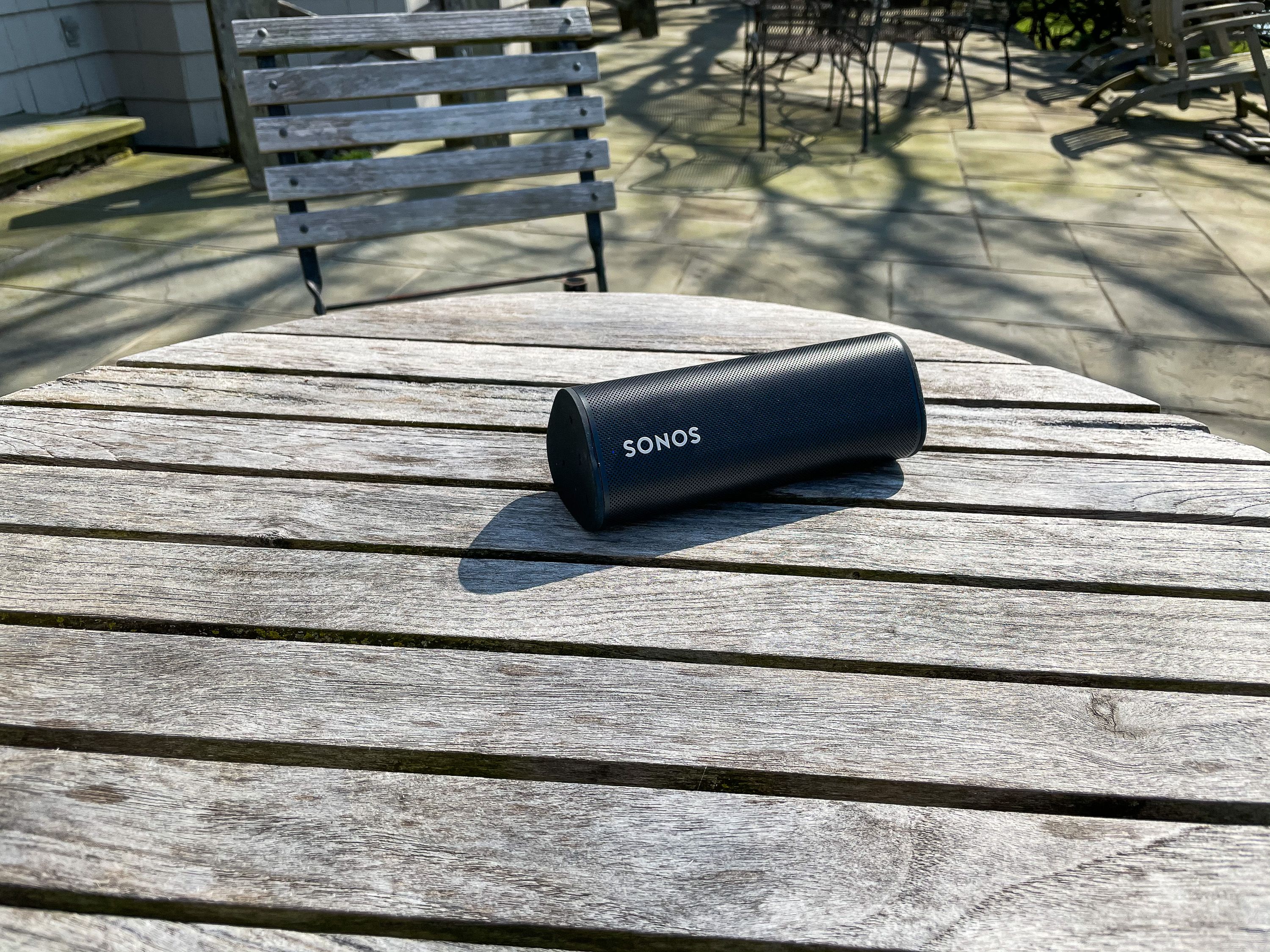 sonos roam outdoor speaker