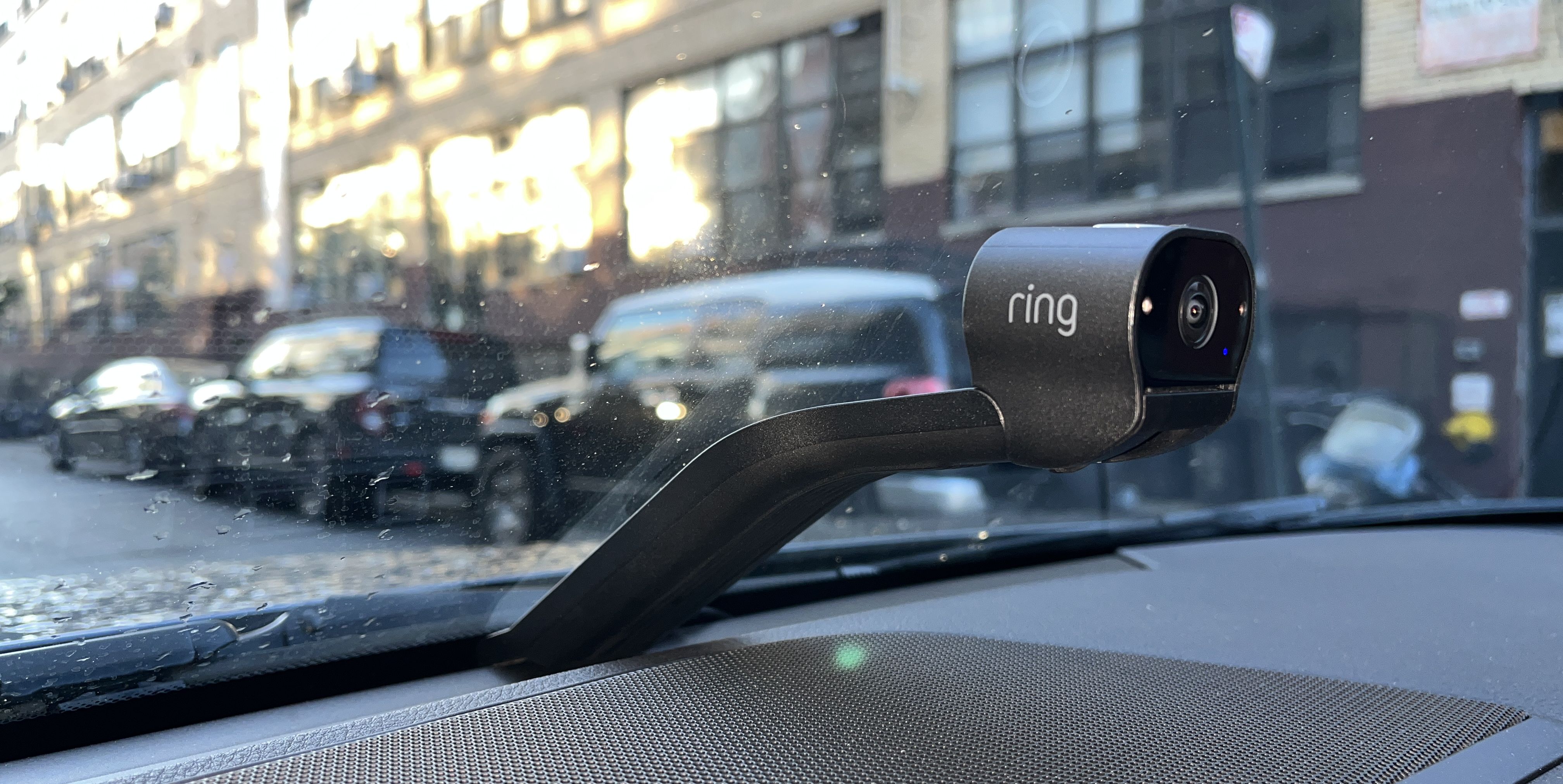 The Ring Car Cam Dash Cam Is a Lifesaver for the Anxious Car Owner