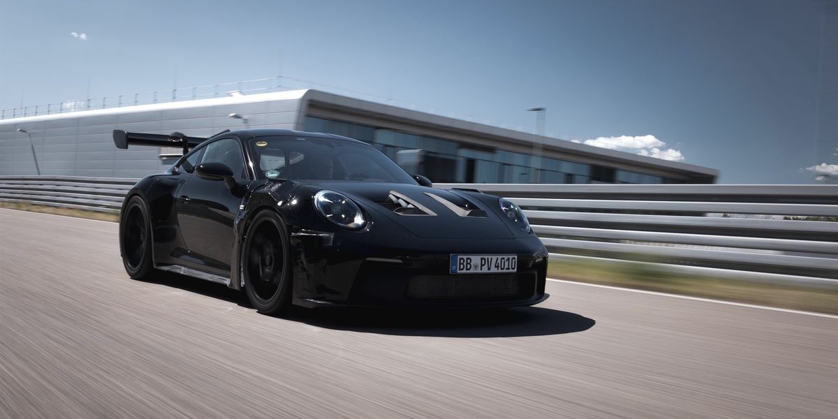 2023 Porsche 911 GT3 RS Teased Ahead of August 17 Debut