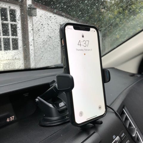 iottie wireless charging auto sense car phone mount phone mount on dash