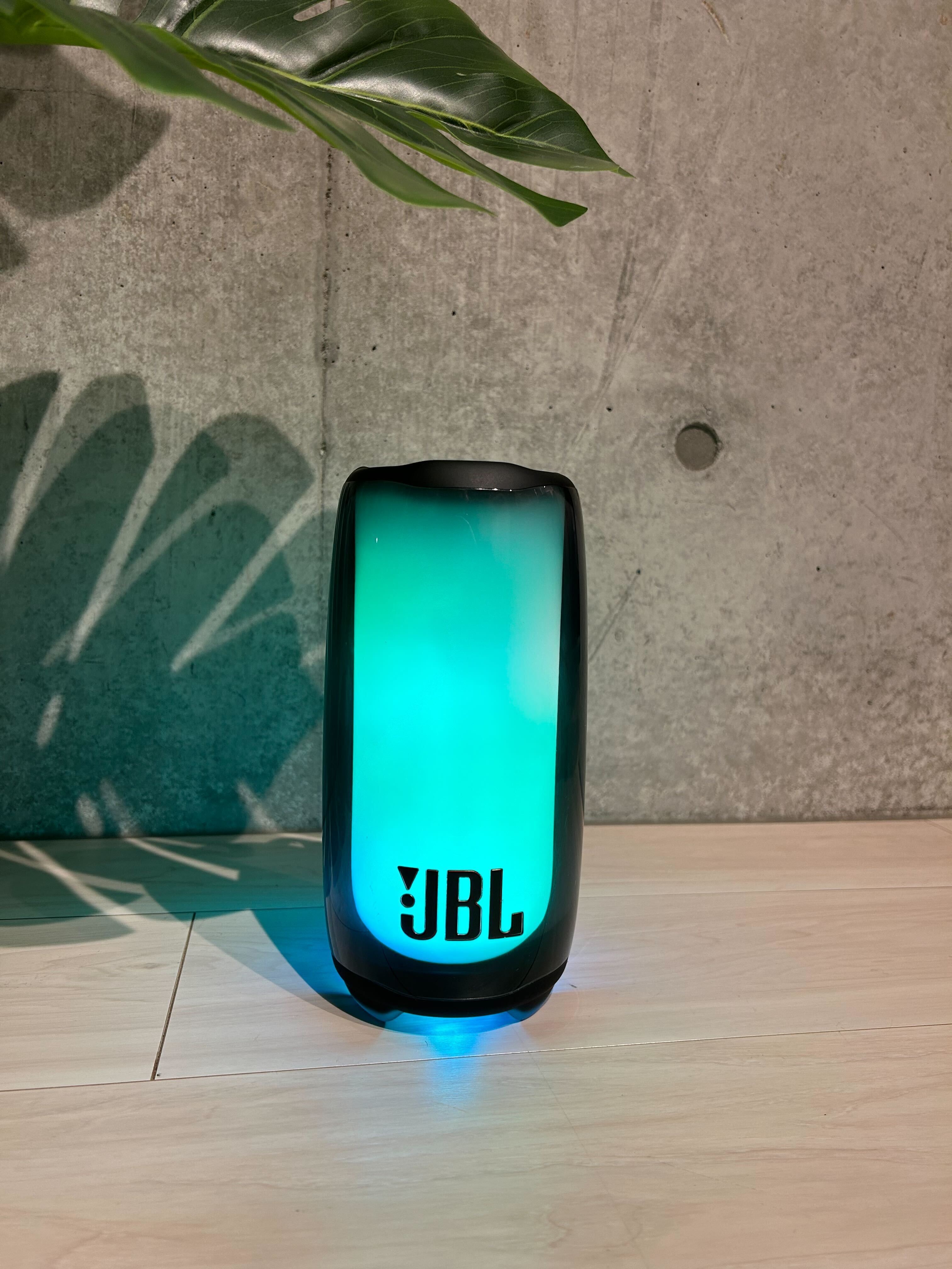 EDITOR'S EYE】お風呂でもアウトドアでも音楽を楽しめる♡ 「JBL」の