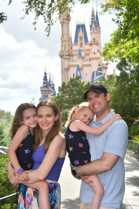 disney capture your moment photo magic kingdom cinderella castle