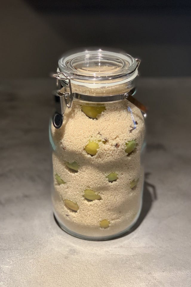 シナモン カルダモン クローブの梅シロップ Elle Gourmet エル グルメ シナモン カルダモン クローブの梅シロップ Elle Gourmet エル グルメ
