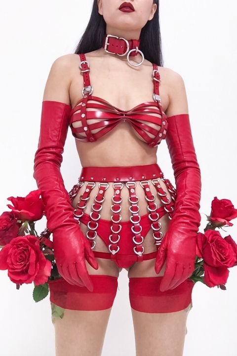 Clothing, Red, Shoulder, Costume, Joint, Waist, Glove, Abdomen, Thigh, Latex clothing, 