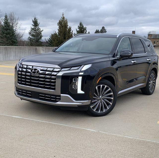hyundai palisade from front quarter angle in a parking lot