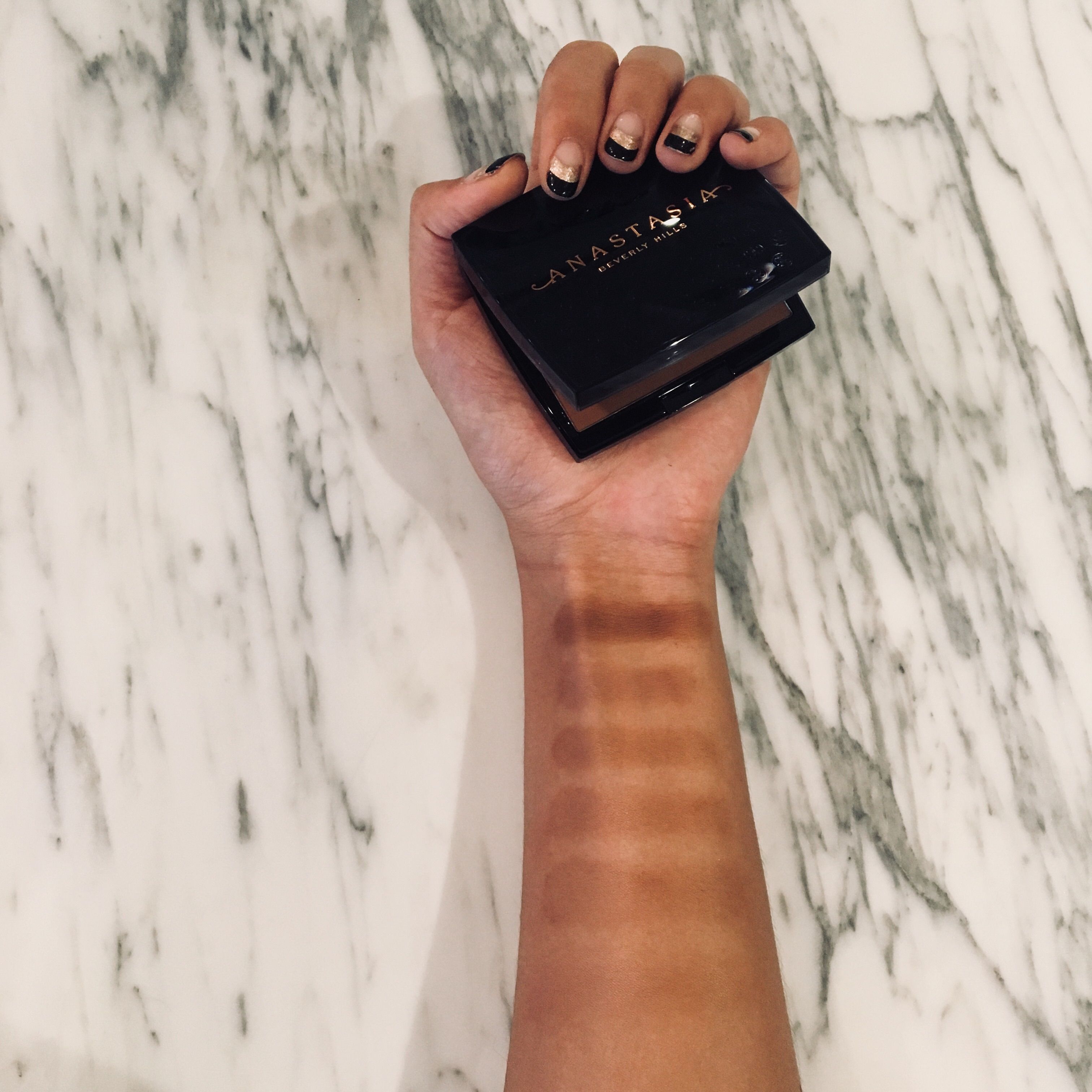 Anastasia Beverly Hills Launching Powder Bronzer Anastasia Beverly Hills Launching Powder Bronzer