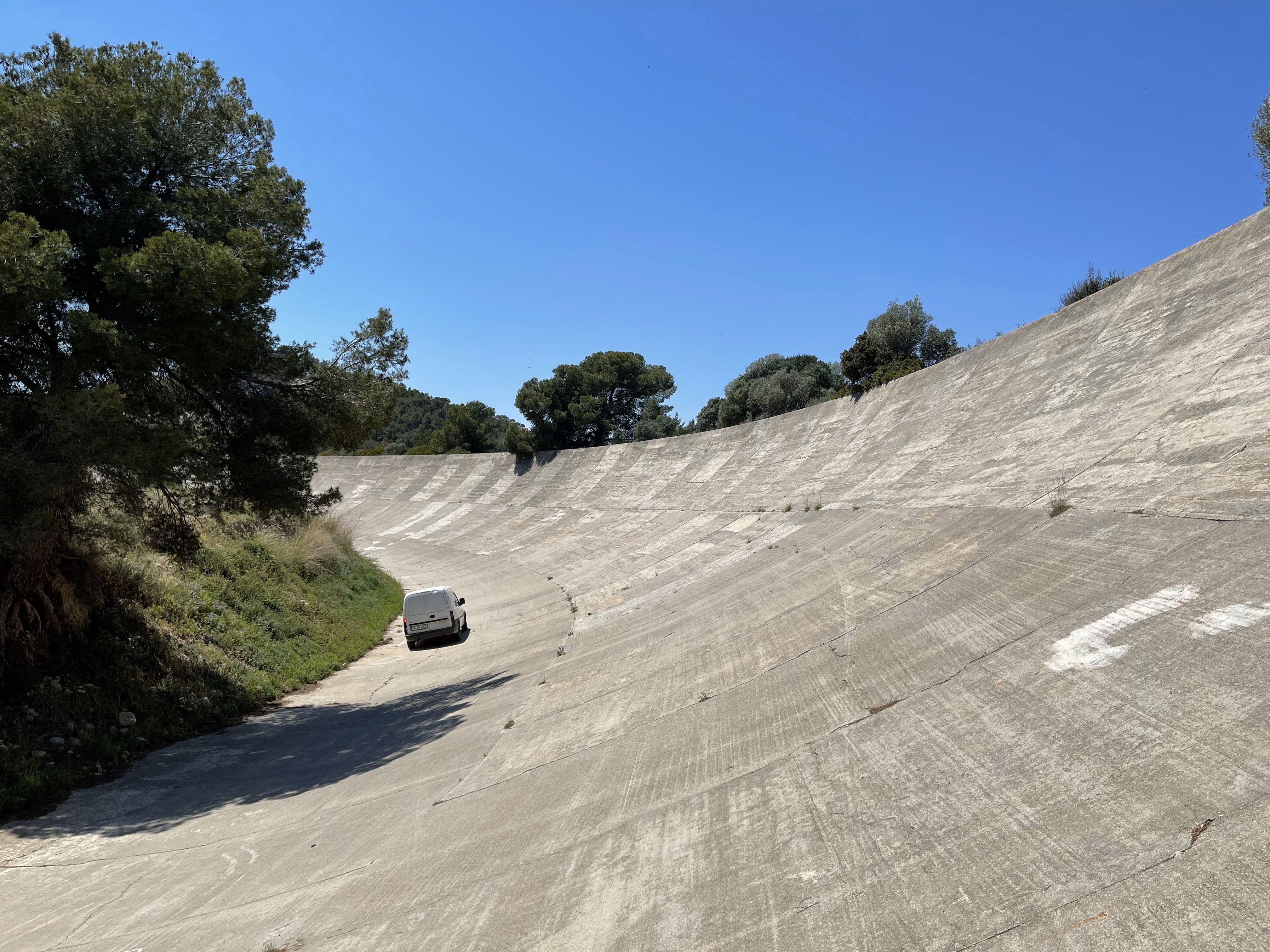 60 Degree Banking At Sitges Terramar Circuit In Spain Has To Be Seen To Be Believed
