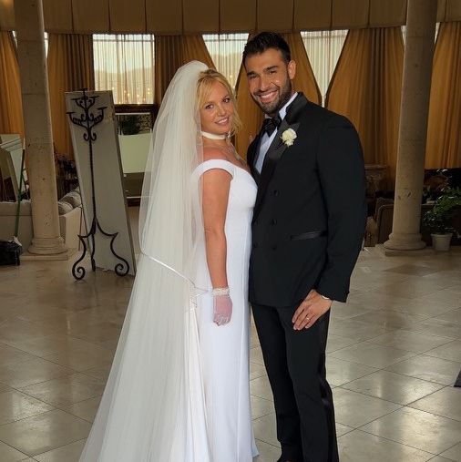 It Turns Out Key Members of Britney Spears' Family Weren't Invited to Her Wedding