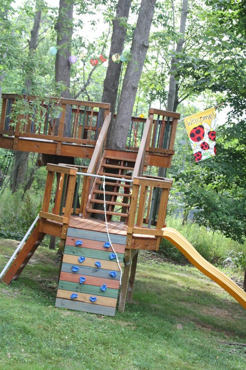 19 Best Treehouse Ideas For Kids - Cool DIY Tree House Designs