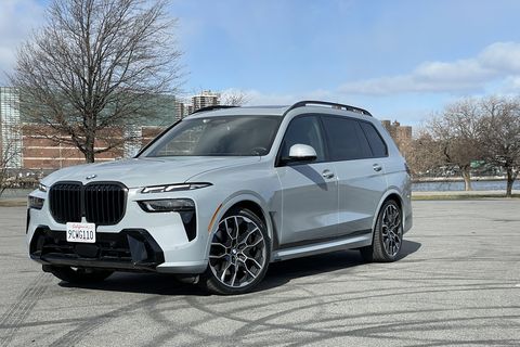 2023 bmw x7 in gray
