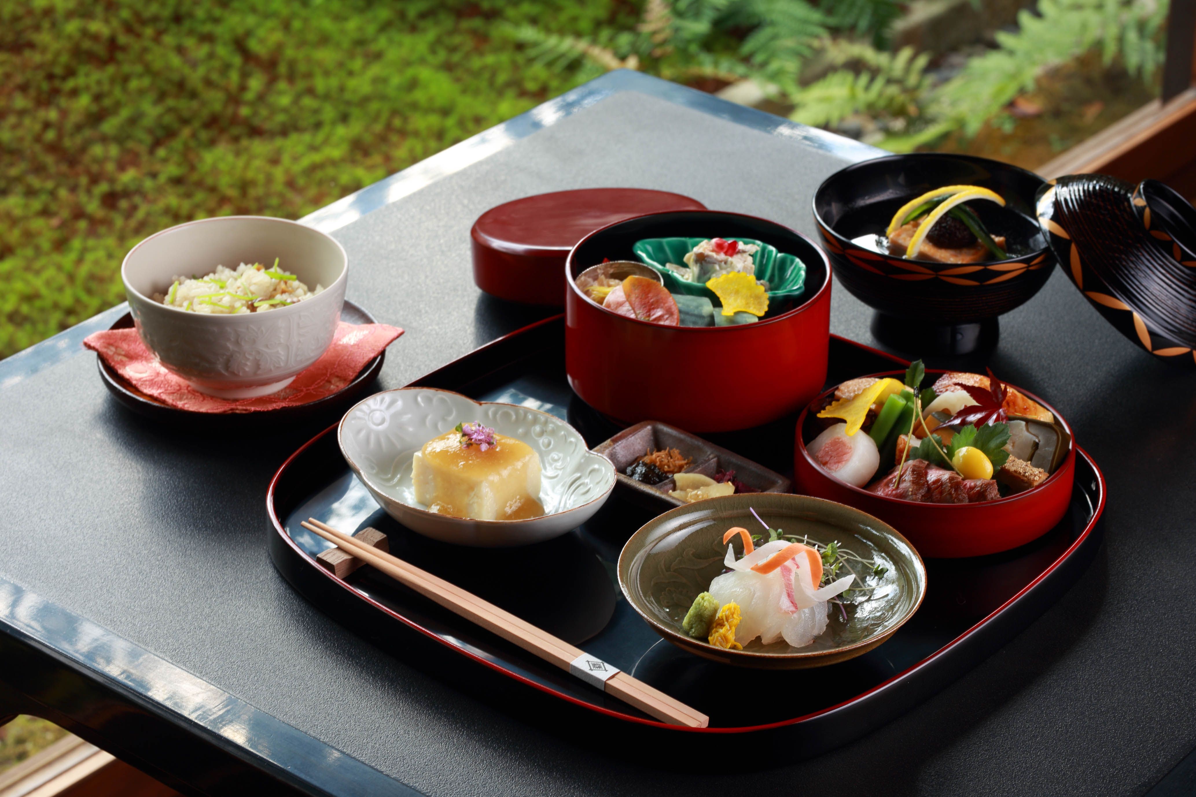 サロン ド 無碍 京料理 菊乃井 の味を 高台寺のサロンで