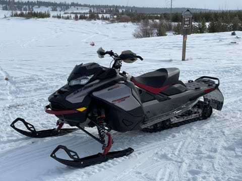 Ski-Doo's 2023 Snowmobiles Make Riding Easy