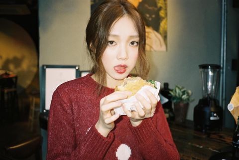 Face, Beauty, Lip, Cheek, Mouth, Hand, Finger, Eating, Junk food, Jaw, 