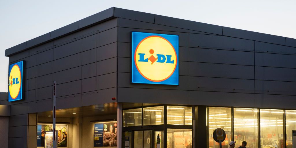 Lidl Launches Four-Tier Pizza Oven For £7.99 - Offers This Week