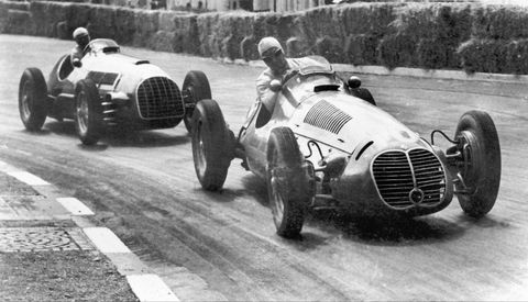 fangio wins the automobile grand prix de pau in 1950