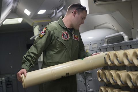 us navy assists in the search for malaysia airlines flight mh370