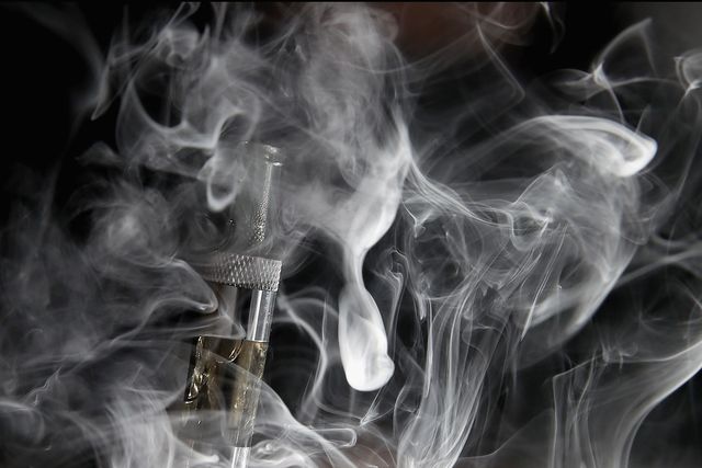 world health organisation calls for regulation of ecigarettes