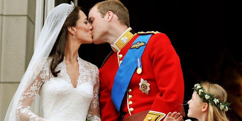Photograph  Royal Wedding Kate Middleton & Prince William  8x10 