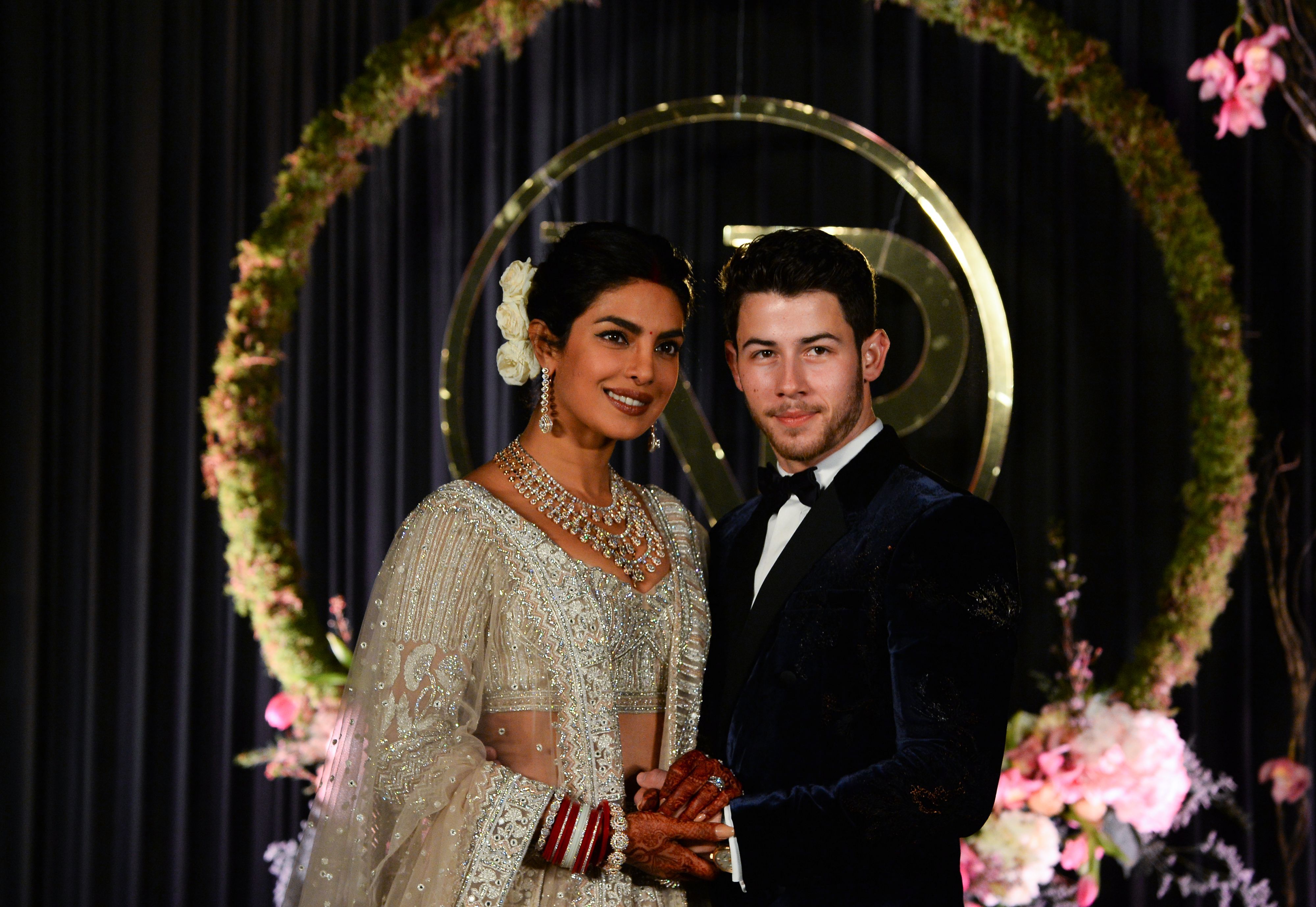 See Priyanka Chopra S Stunning Reception Dress Photos