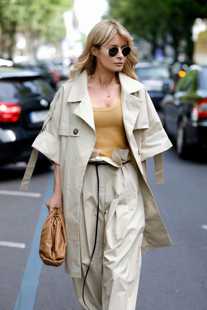 Trench Coat Outfit Women S Clearance, Trench Coat Wearing Style