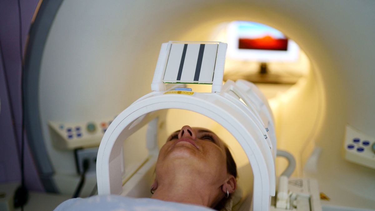 MRI scan: procedure, uses, and side-effects