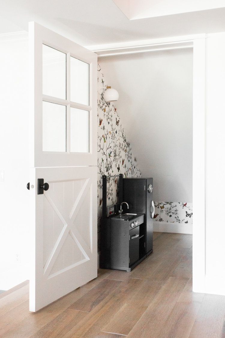 20 Charming Dutch Doors - Exterior and Interior Half Door Ideas