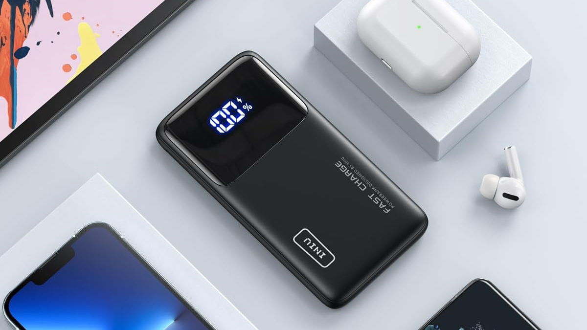This Top-Rated Portable Phone Charger Is 34% Off on Amazon Right Now