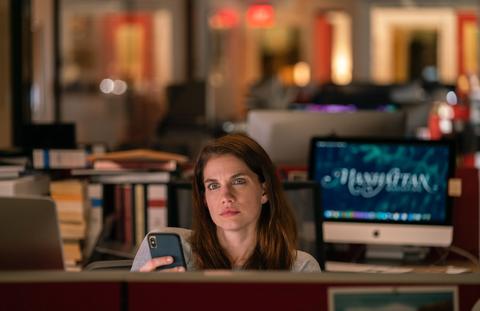 anna chlumsky as vivian long