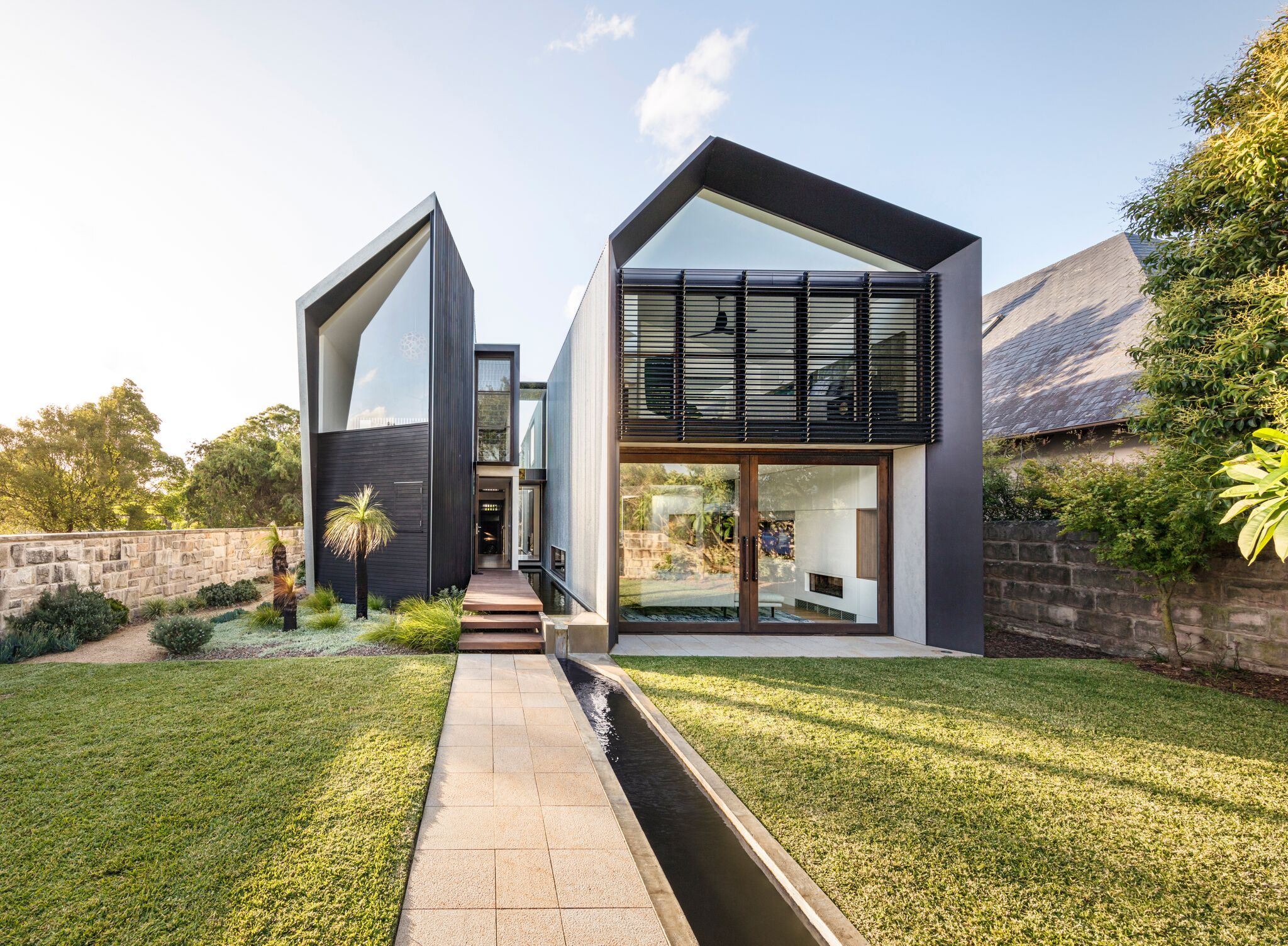 Diseño de casas australianas originales - Casa moderna con estructura  metálica